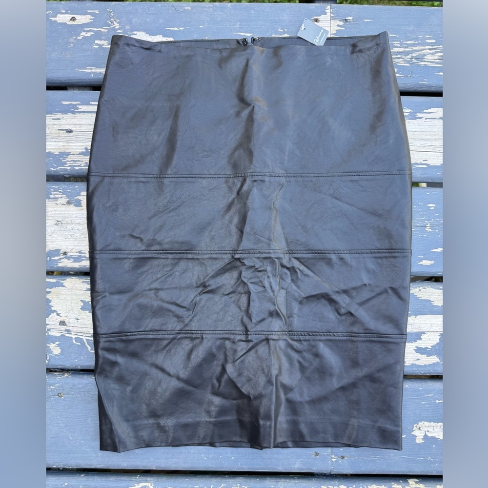 Reitmans Black Faux Leather Pencil Skirt